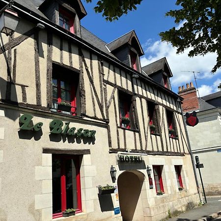 Hotel Le Blason Amboise Bagian luar foto